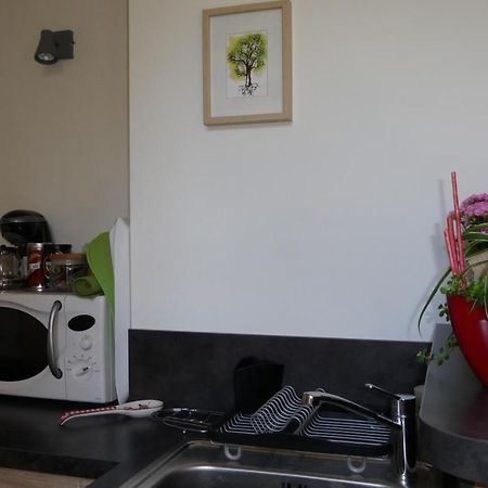 Bed and Breakfast Le Jardin Aux Oiseaux Ferel Екстер'єр фото