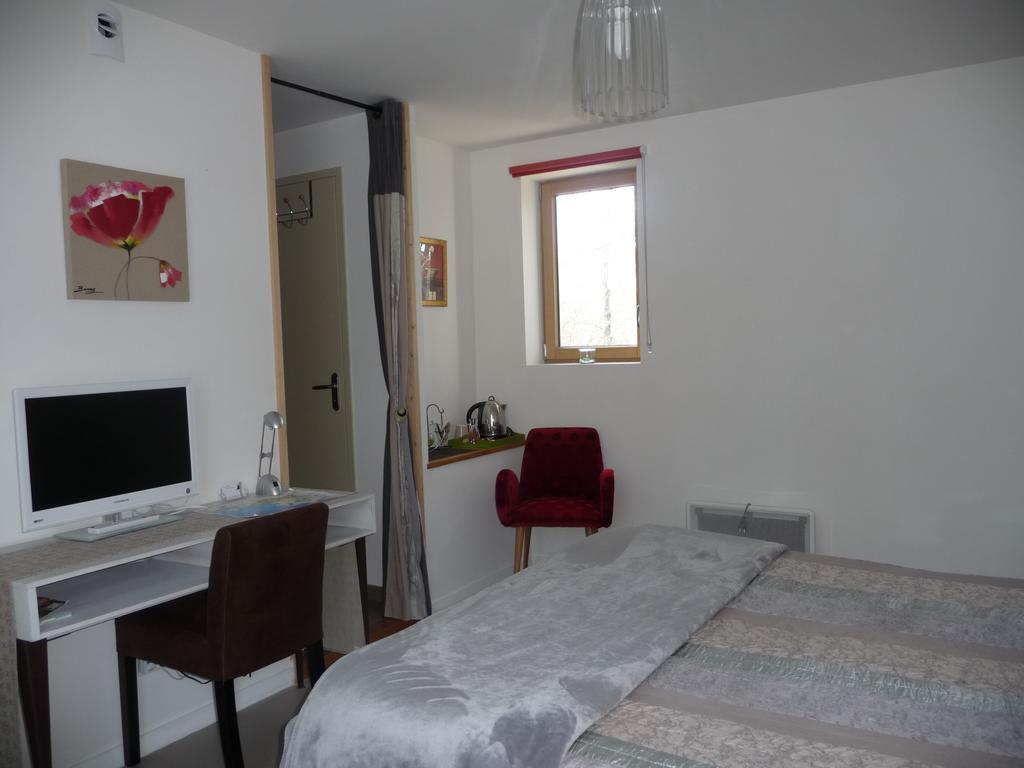 Bed and Breakfast Le Jardin Aux Oiseaux Ferel Екстер'єр фото