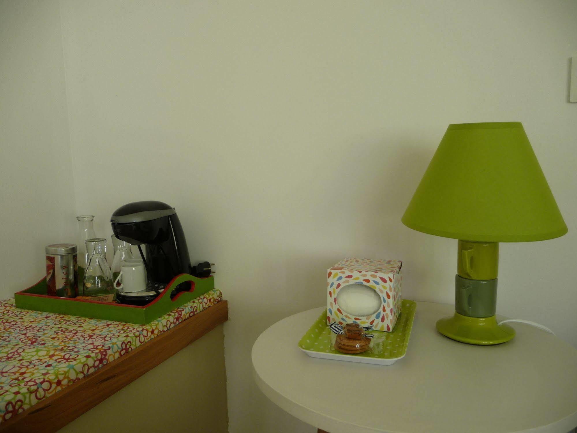 Bed and Breakfast Le Jardin Aux Oiseaux Ferel Екстер'єр фото