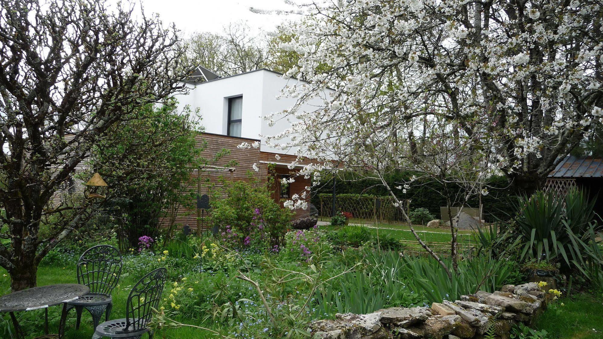 Bed and Breakfast Le Jardin Aux Oiseaux Ferel Екстер'єр фото