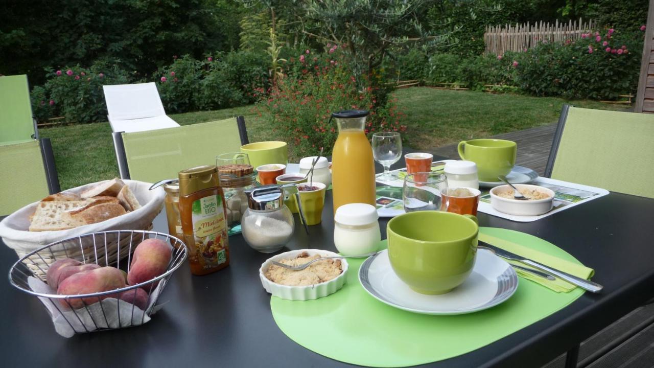 Bed and Breakfast Le Jardin Aux Oiseaux Ferel Екстер'єр фото
